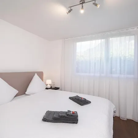 Schoene Parterrewohnung In Matten Matten bei Interlaken Exterior photo