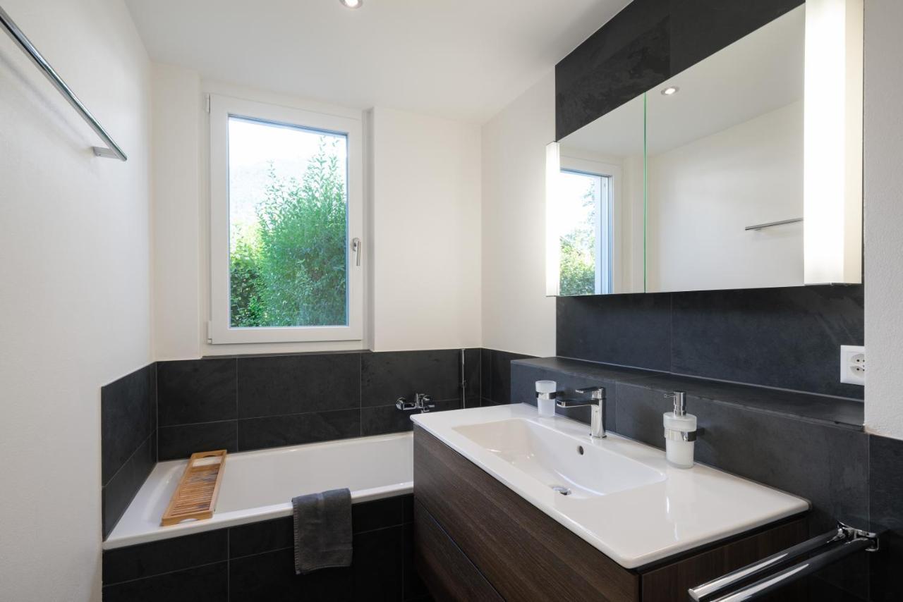 Apartment Schoene Parterrewohnung In Matten *