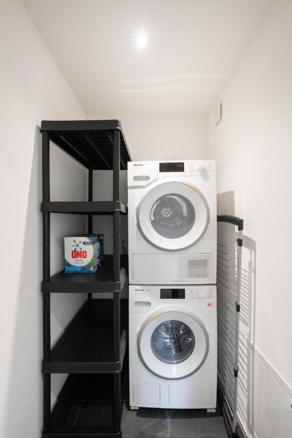 Apartment Schoene Parterrewohnung In Matten *