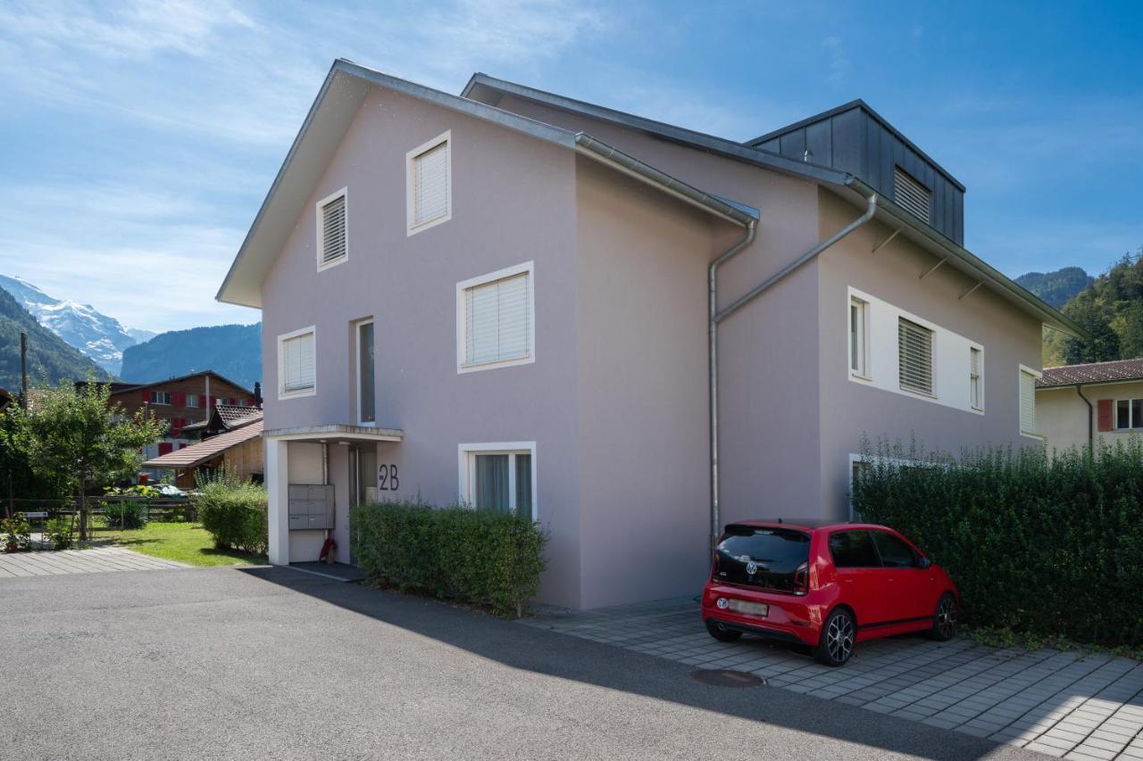 Schoene Parterrewohnung In Matten *