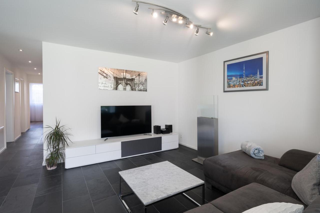 Apartment Schoene Parterrewohnung In Matten